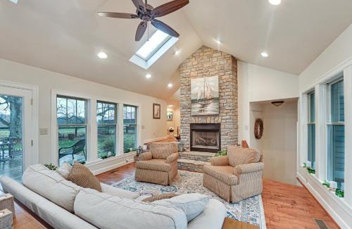 Frankfort House | Midway Home on 22 Acres Near Bourbon Trail!