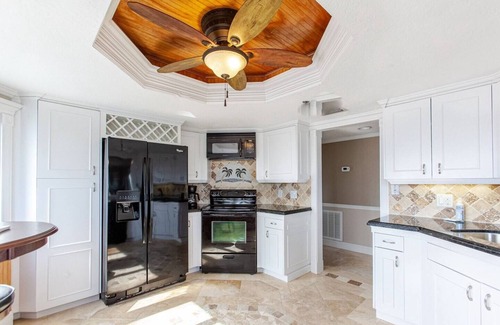 Crescent Beach Condo | Mila Beach - Direct Ocean Front, Three Bedrooms, Two Bathrooms