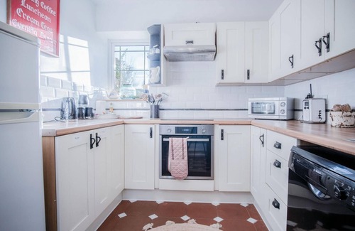 Port-Eynon Cottage | Milan Cottage - 2 Bedroom Cottage - Port Eynon