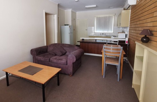 Mildura Apartment | Mildura No 1 - 1 Bedroom Budget Apartment