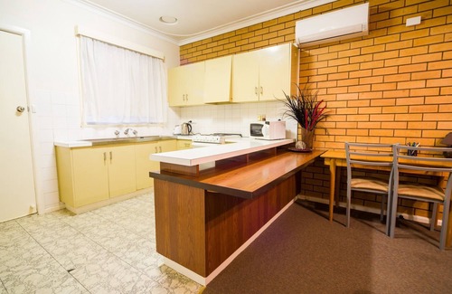 Mildura Apartment | Mildura No 1 - 1 Bedroom Budget Apartment