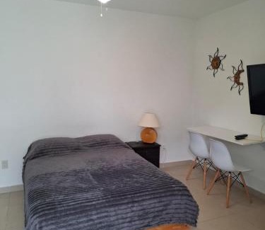 Queretaro Hotel | Milenio III B&B