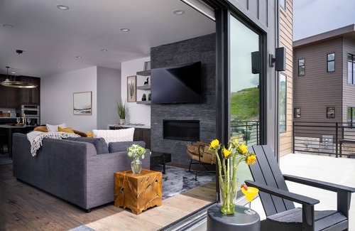 Hideout House | Million Dollar Views I Luxury Stay Near Park City I SUMMER SPECIAL! PetsOK