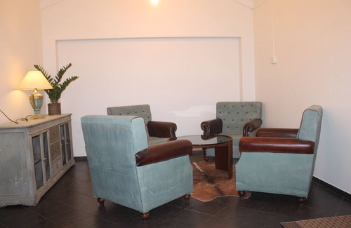 Tibro Hotel | Millners Plaza