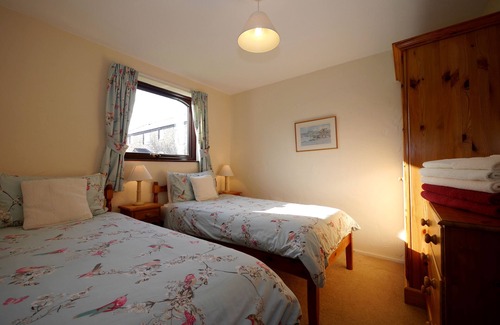 Widemouth Bay Cottage | Millook Cottage 73368 - sleeps 6 guests in 3 bedrooms