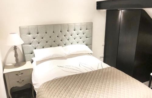 Bakewell Apartment | Millstream Mews