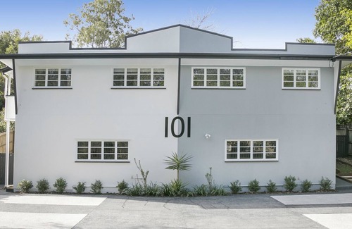 Auchenflower Apartment | Milton Mews Studios - 5km From the Brisbane CBD located in Auchenflower