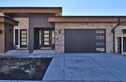 Hideout House | Miner's Hideout by Casago
