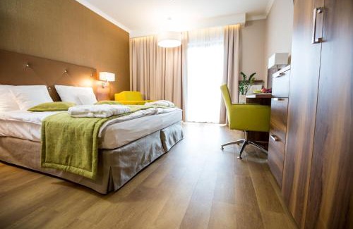 Solec-Zdroj Hotel | Mineral Hotel Malinowy Raj