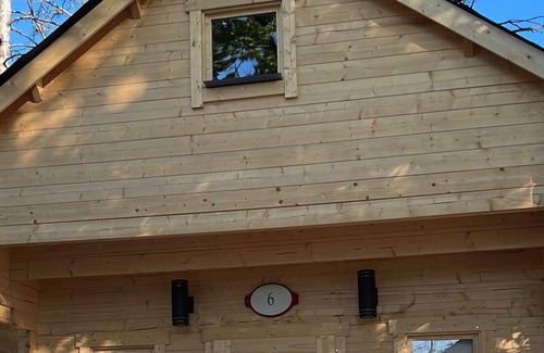 Wasaga Beach Cabin | Mini Home by the Beach