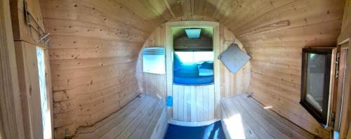 Lubbenau/Spreewald Hotel | Mini Hotel Übernachten Im Gurkenfass