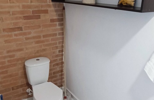 Medellin Apartment | Mini Studio 4. Frente Almcentro Comercial y Barrio Laureles. Todo Cerca