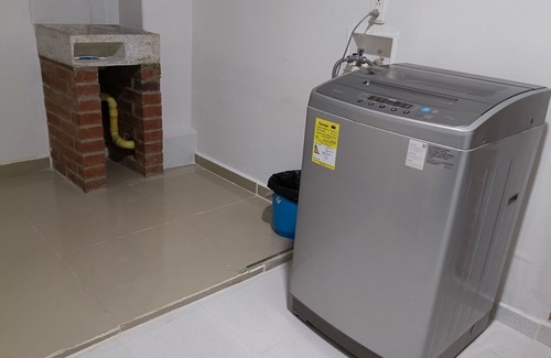 Medellin Apartment | Mini Studio 4. Frente Almcentro Comercial y Barrio Laureles. Todo Cerca