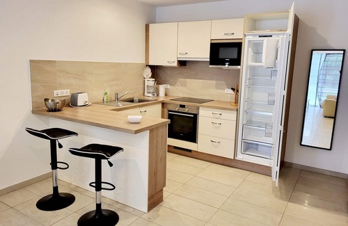 Sainte-Maxime Cottage | Mini-villa of 52 m² for 2-4 people with pool and spa, close to the beach