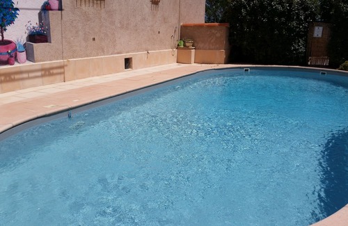 Porto-Vecchio Villa | Mini villa studio 19 m2 for 2 people +clim + swimming pool, sea and mountain views.