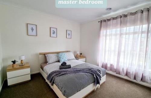 Berwick House | Minta Estate 4bedrooms Berwick home no sharing