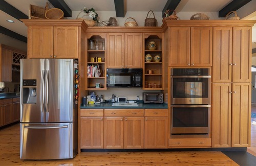 Unionville House | Minutes from Downtown Easton and St. Michaels | Pool | Kayaks | Private Dock