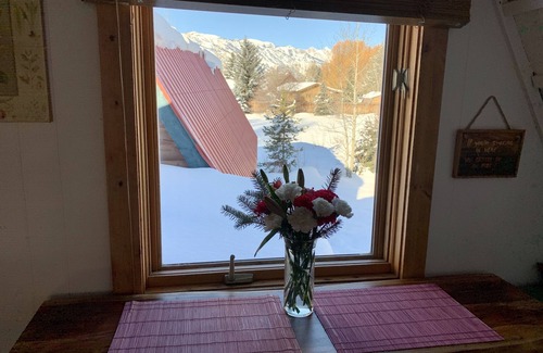 Moose Wilson Road Apartment | Minutes to the entrance to Grand Teton Nat. park.