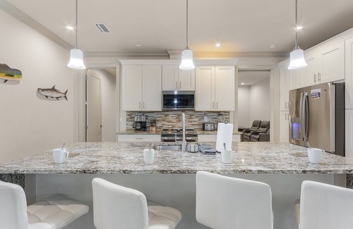 Caloosahatchee House | Minutes to the River!, Dock and Pool - Villa Gold Coast - Roelens Vacations