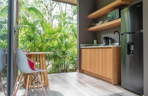 Punta Uva House | Mira Bungalow - Private Plunge Pool + AC, Near Beach