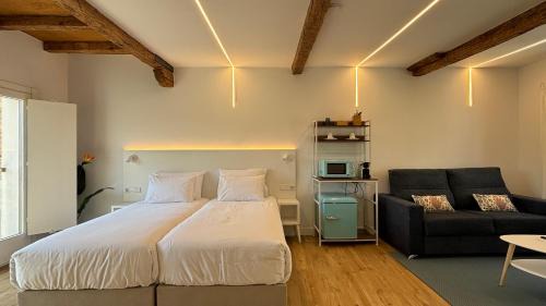 Old Town House | Mirador Del Rey