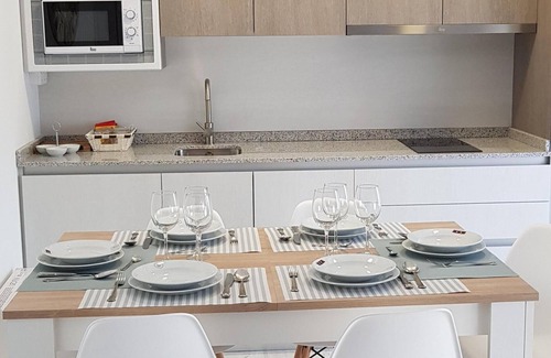 Herce Apartment | MIRADORES DEL ISASA. SUITABLE GREAT RESERVATION