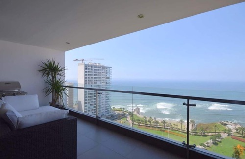 Santa Cruz Apartment | Miraflores Huge Ocean Luxury Condo 2433 ft² (226 m²)