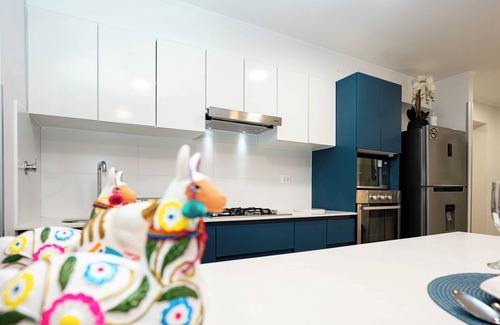 Miraflores Apartment | Miraflores Luxury Stay | Up to 8 Guests | Parking | Near Kennedy & HuacaPucllana