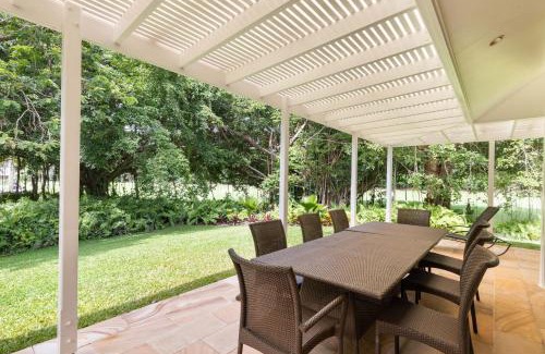 Port Douglas Villa | Mirage Resort Villa 112 with access to Sheraton Facilities
