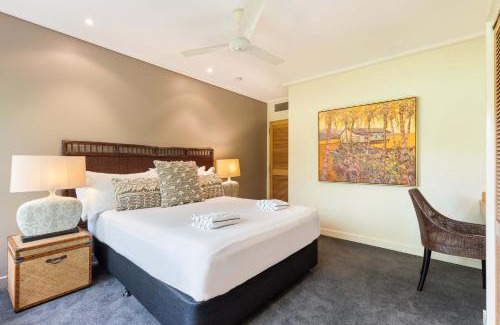 Port Douglas Villa | Mirage Resort Villa 112 with access to Sheraton Facilities