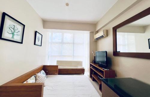 Nasugbu Apartment | Miranda B 322 1BR at Pico de Loro by Raquel's Place