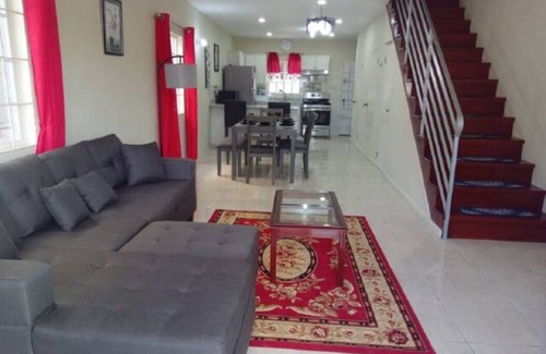 IronShore Estates House | MIRANDO PLACEn4X 2 BED 2 BATH TOWNHOUSE #1-4 GYM+POOL+HOT TUB Sleep 30 PEOPLE