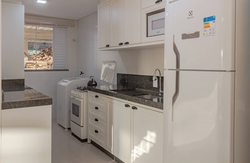 Ze Amandio Apartment | Mirante de Bombas: Apto a 5 minutos da Praia P1001