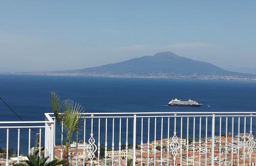 Priora House | MiraSorrento