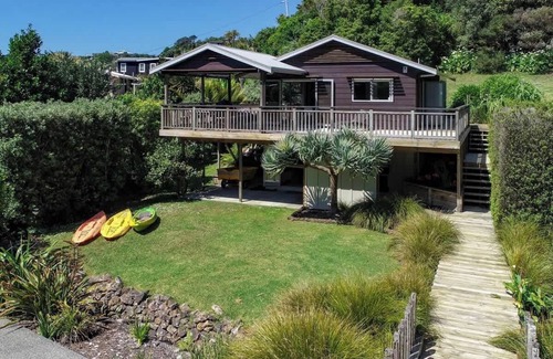 Palm Beach Apartment | Miro Magic | Stay Waiheke