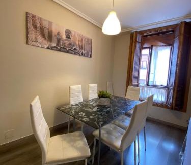 Old Town Apartment | Miséricorde I by ARoom - VUT LE 566