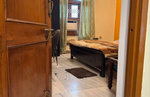 Civil Lines House | Mishra's Bungalow