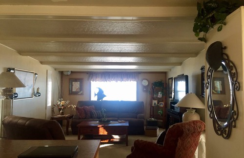 Vernon County House | Mississippi River Shore - Sunset and Fisherman's Delight on the Water