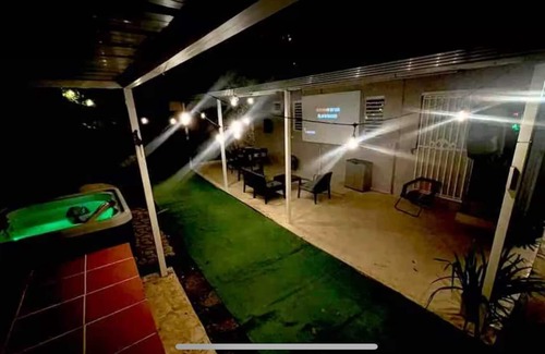 Rio House | Mistic River Nature + City in Beverly Hills Guaynabo | Pool + Parking