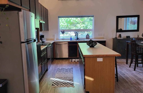 Sequim House | MistyGlen Hideaway, a private park setting Nestled near Olympic National Park.