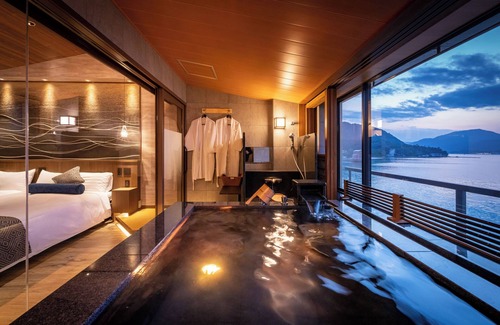 Hatsukaichi House | Miyajima Kinsuikan