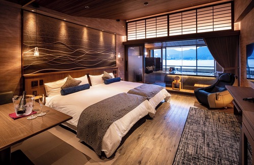 Hatsukaichi House | Miyajima Kinsuikan