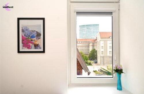 Gdansk City Center House | MMRent Greece Room