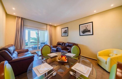 Mnar Apartment | Mnar Castle 2 Pers in 2 Rooms APT Sea View