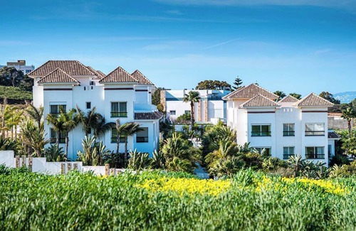 Mnar Apartment | Mnar Castle 2 Pers in 2 Rooms APT Garden View