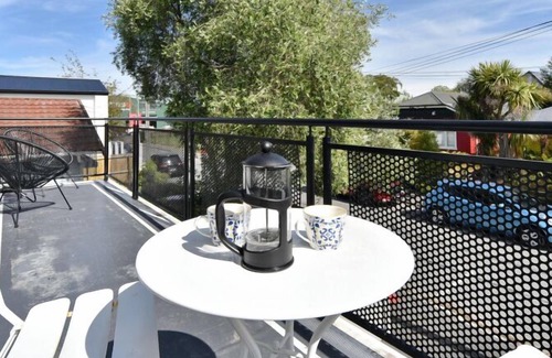 Christchurch City Centre House | Moa Place-Spacious centrally located 4 bedroom house