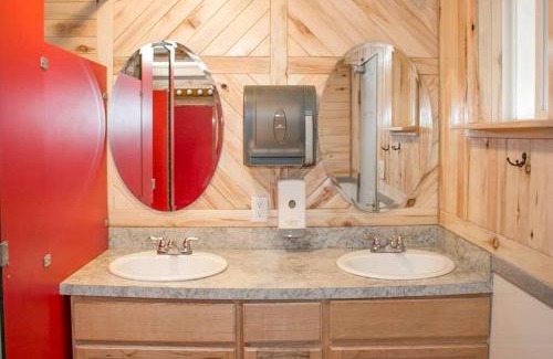 Moab South Valley House | Moab Glamping Setup Tent in RV Park #6 OK-T6