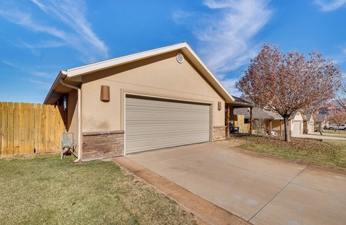 Moab South Valley Cottage | Moab Retreat: 10 Mi to Arches National Park!