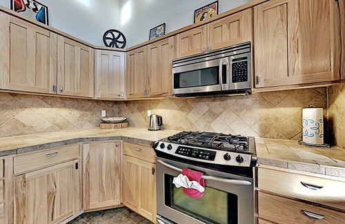 Moab House | Moab Springs Ranch: Loft, Garage, 2 BR, 2 BA, Pool, Park, Spa