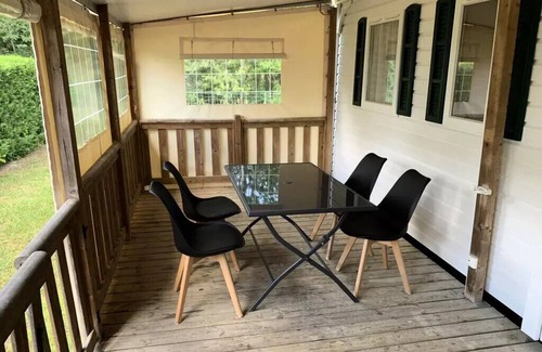 Sadirac House | Mobil-Home Tournesol 3 Rooms 5 People Air-conditioned + TV